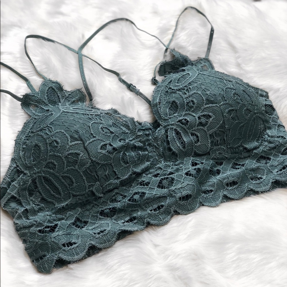 🆕 Lena Crochet Lace Bralette - Teal - Picture 2 of 7